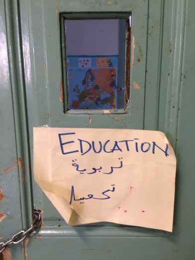 photo porte salle classe Athènes